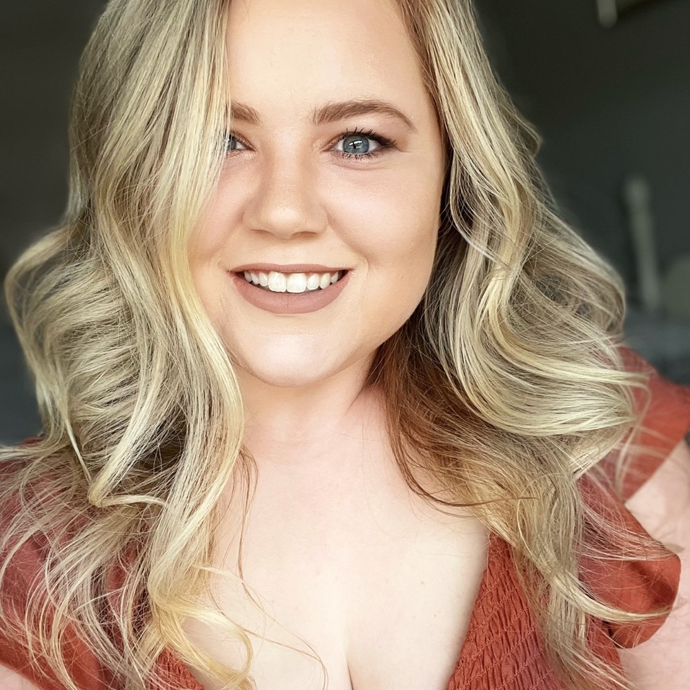 Meet your Posher, Hailey